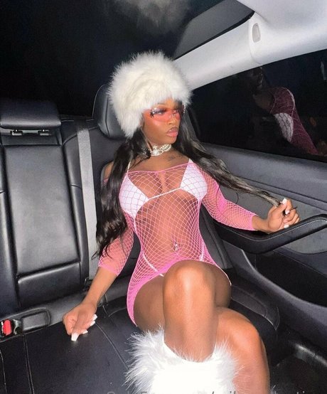 milanvalentine estrella porno mejor imágenes