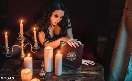 Ann Shakhovskaya estrella porno bonita galería