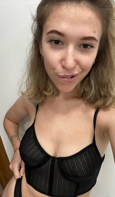 teach ella erotic actress pics