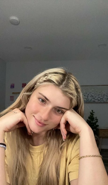 Faith Ordway star du porno en haute qualité galerie