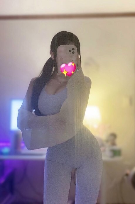 yurasweb pornstar hd pics