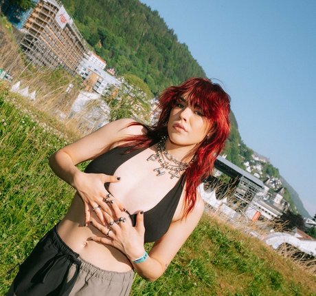 Taylor Upsahl star du porno gratuite photos