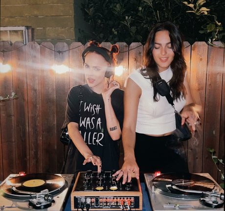 Taylor Upsahl bonita actriz imagen