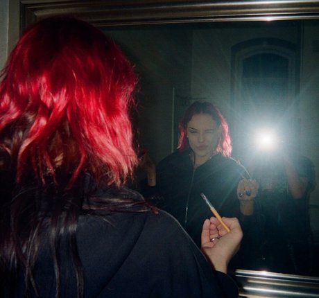 Taylor Upsahl modelo de arte galería