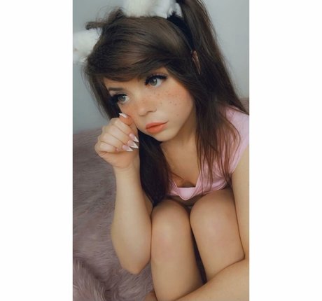 Danni Meow estrella hd foto