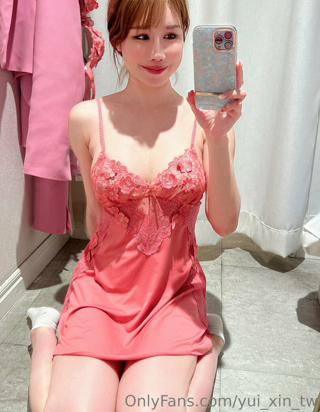 yui xin tw art actress pic