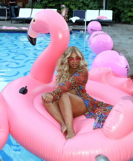 Ashanti modelo imagen