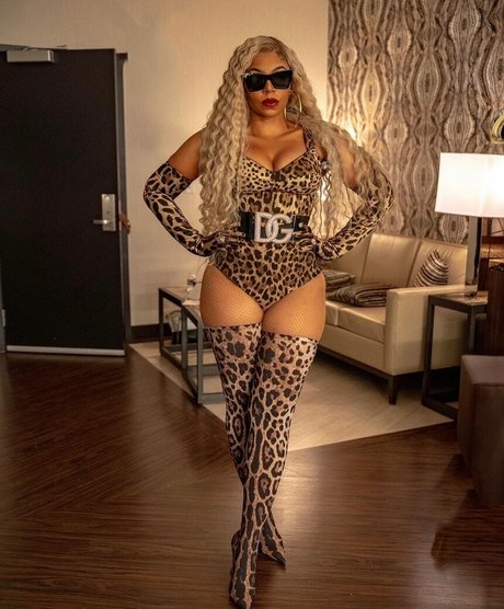 Ashanti actrice sexy des photos