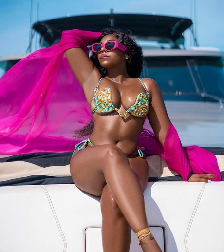 Ashanti étoile de l'art photo