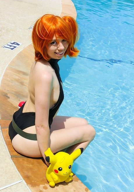 Uncanny Megan desnudos de estrellas foto