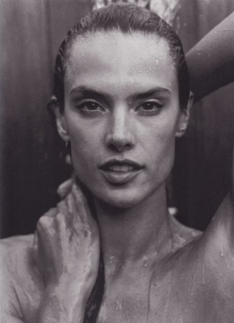 Alessandra Ambrosio estrella porno sexy archivo