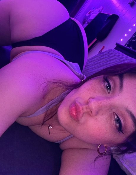 riah4real buen modelo galerías