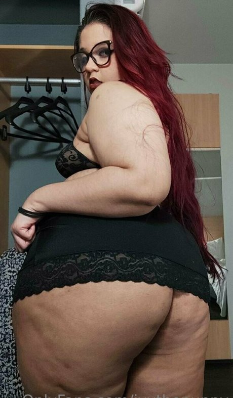 ivythepuppy star free pic