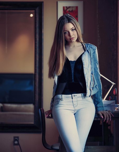 Lana Lea actriz de alta definición galería