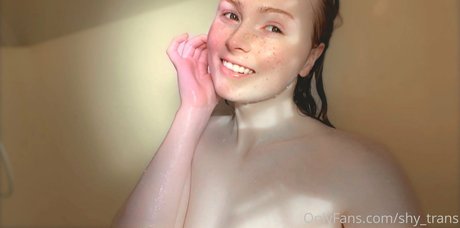 Shy Trans estrella porno sexy imágenes