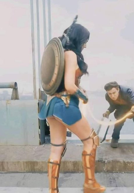 gal gadot actrice chaude images