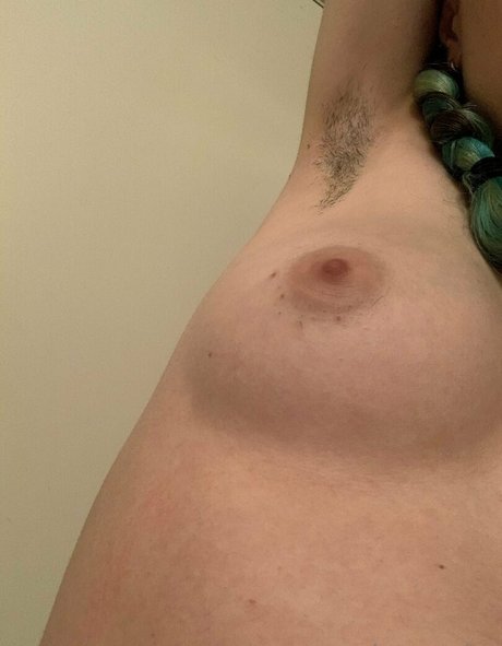 corrinvalentinecosplay actriz caliente fotos