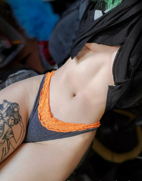 sourbunbun model erotic photo