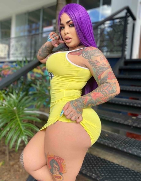 unavips hermosa actriz fotos