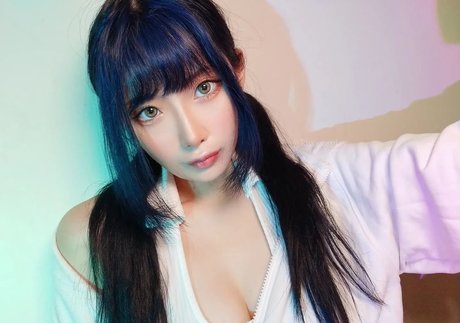 Kiyo Cosplay modèle adulte photos