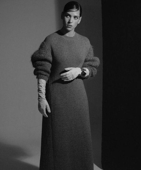 Adria Arjona estrella porno xxx galerías