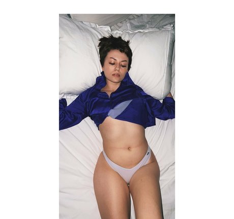 Girl On Cinema modelo exclusivo galerías