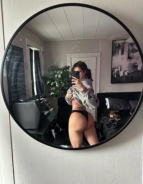 Kendalluvxx actrice exclusive images