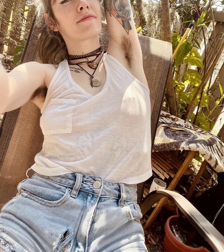 Hairy Women modelo desnudos galerías