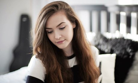 Caitlin Scott pornographic model pictures