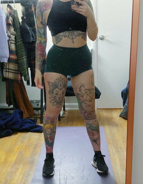 Megan Everett modelo de alta calidad galería