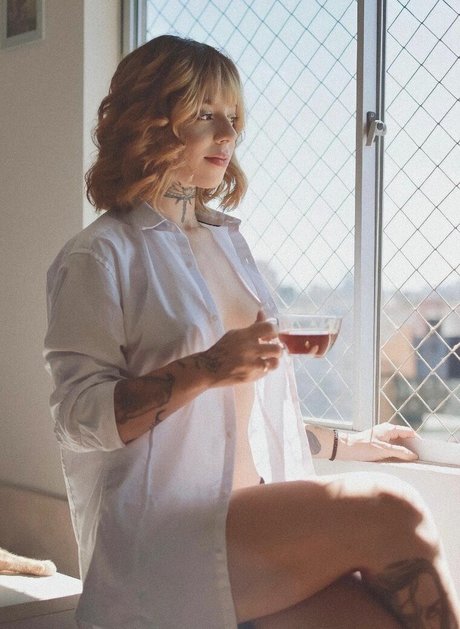 Brendazelinski étoile chaude archive