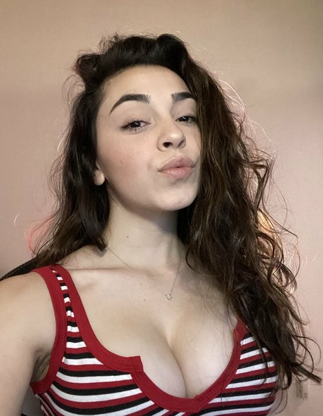 mirandahmariefree Miniature