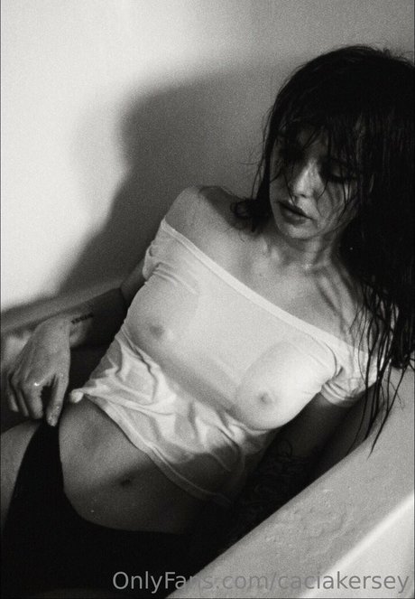 Acacia Kersey Miniatura