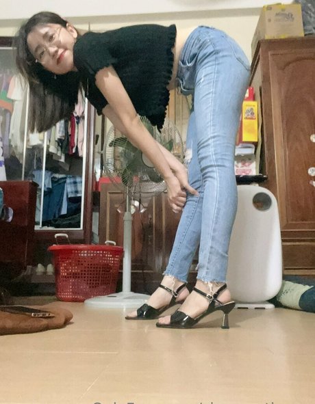 sisamouthmay estrella erótica archivo