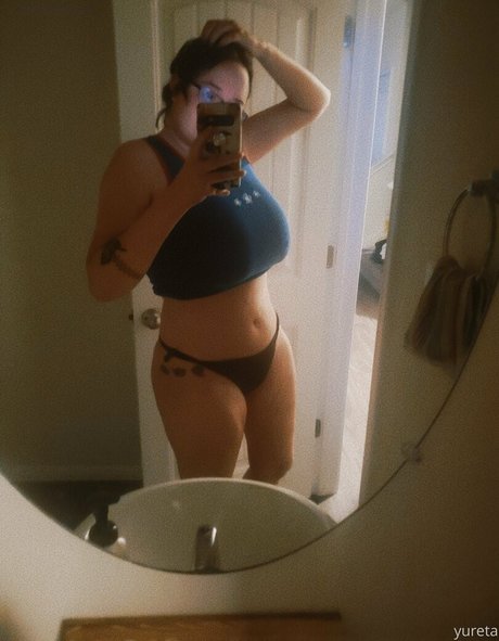 yureta2 étoile érotique collection