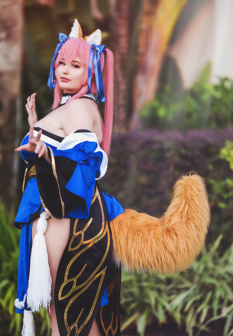 yureta2 modelo porno galería