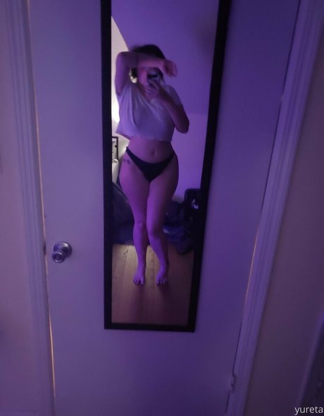 yureta2 actrice de grande qualité img