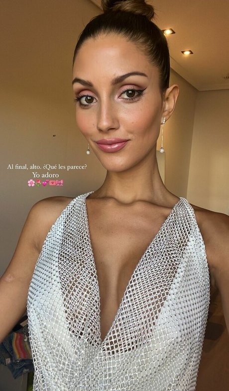 Tania Medina estrella porno erótica foto