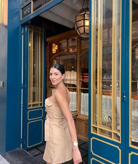 Tania Medina star du porno adulte photo