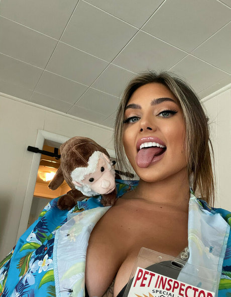 two onlyfans top photos