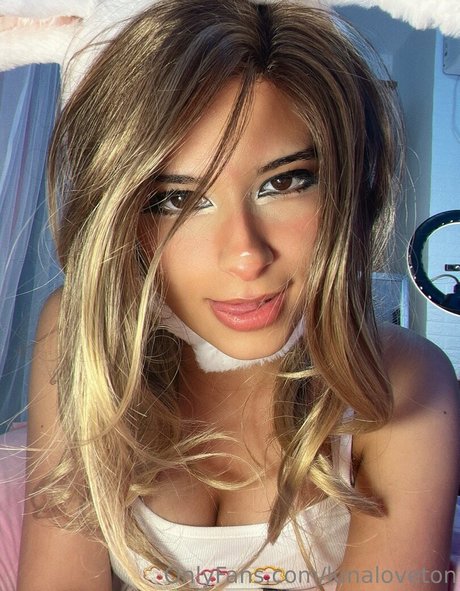 Lunaloveton étoile adulte photos