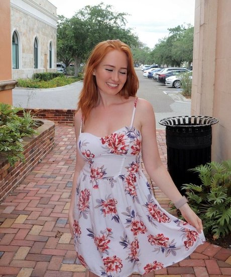 Burinski Twins arte modelo imágenes