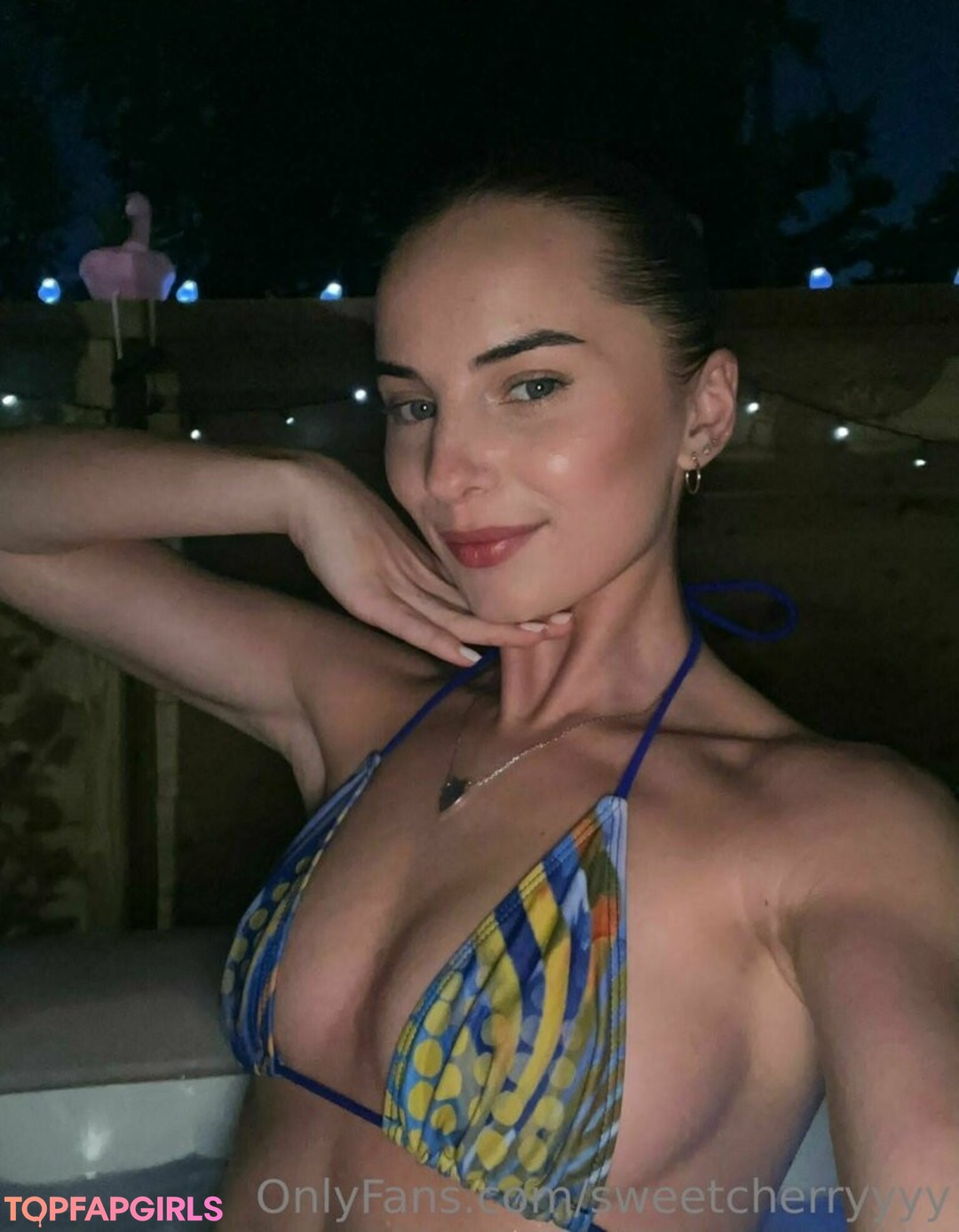 sweetcherryyyy top model pictures