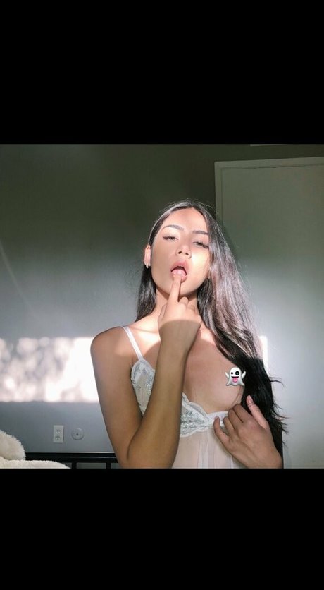 lupebaddy hot model pics