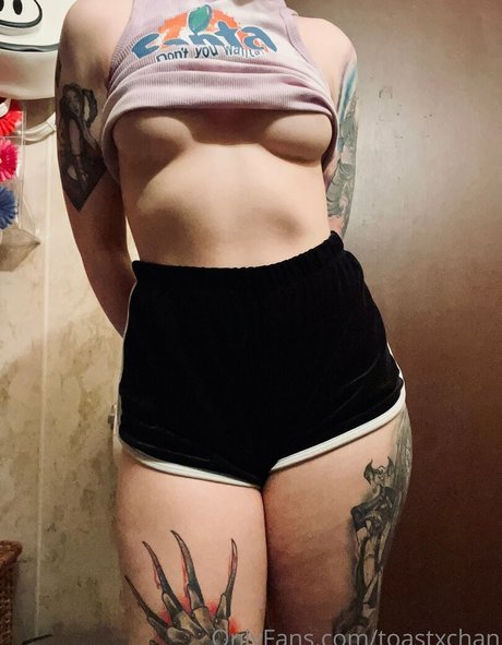 toastxchan modèle de sexe photo