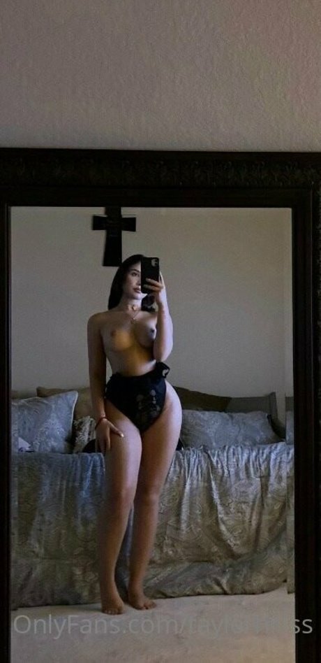 taylerhillss estrella de alta definición fotos