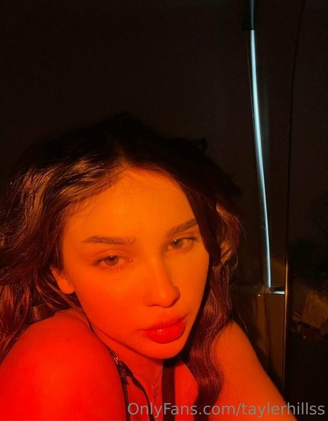 taylerhillss hermosa modelo recopilación