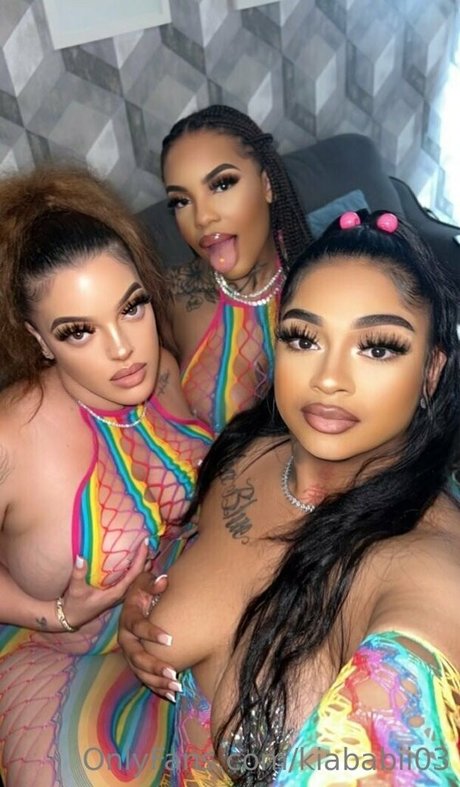 Kiababii03 modèle chaud galerie