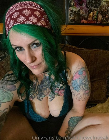 katitajewelnovak étoile de haute qualité galerie