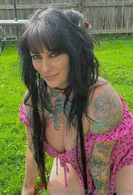 katitajewelnovak desnudos estrella porno galería